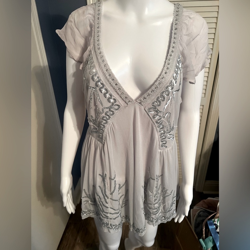 Altar’d State Glittery Light Purple / Silver Top Size Large